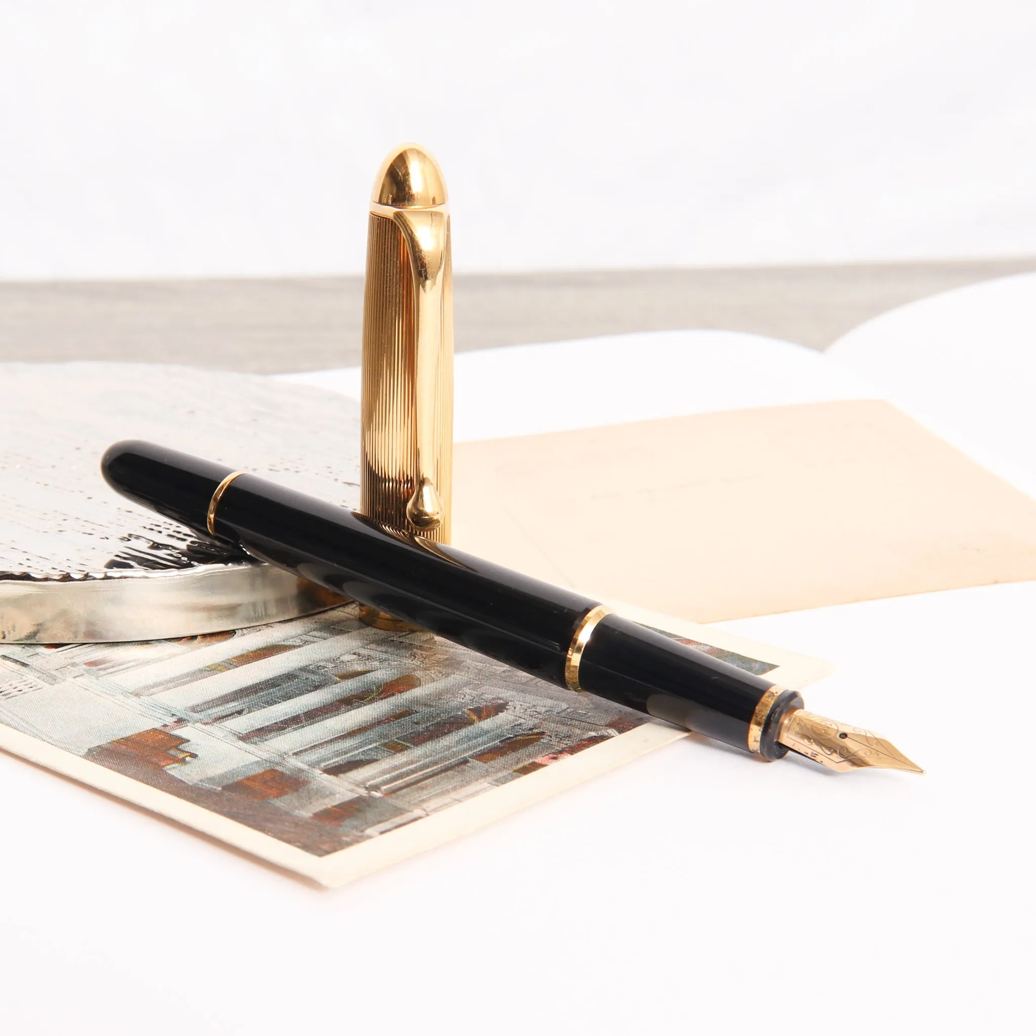 Aurora 88 Black Resin & Gold Plated Fountain Pen - Preowned