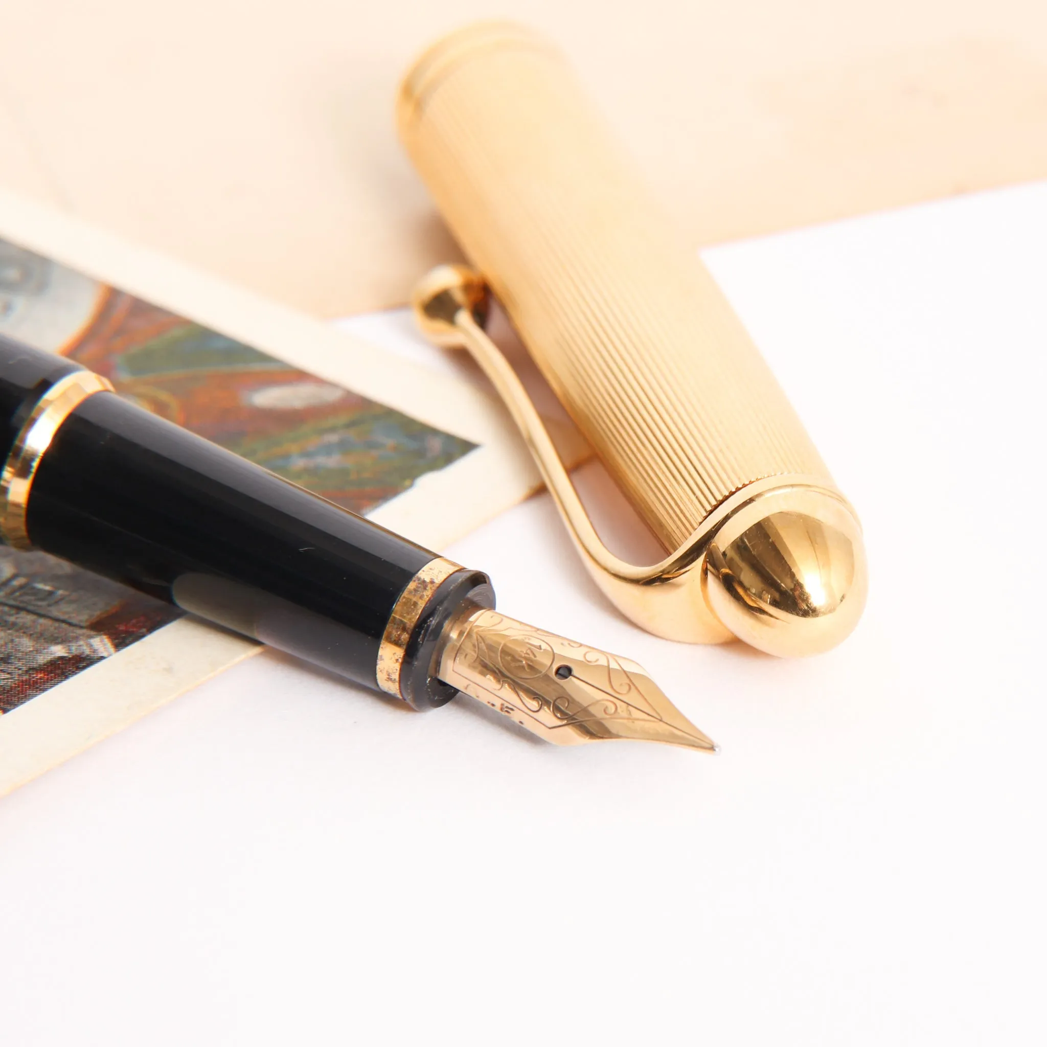 Aurora 88 Black Resin & Gold Plated Fountain Pen - Preowned