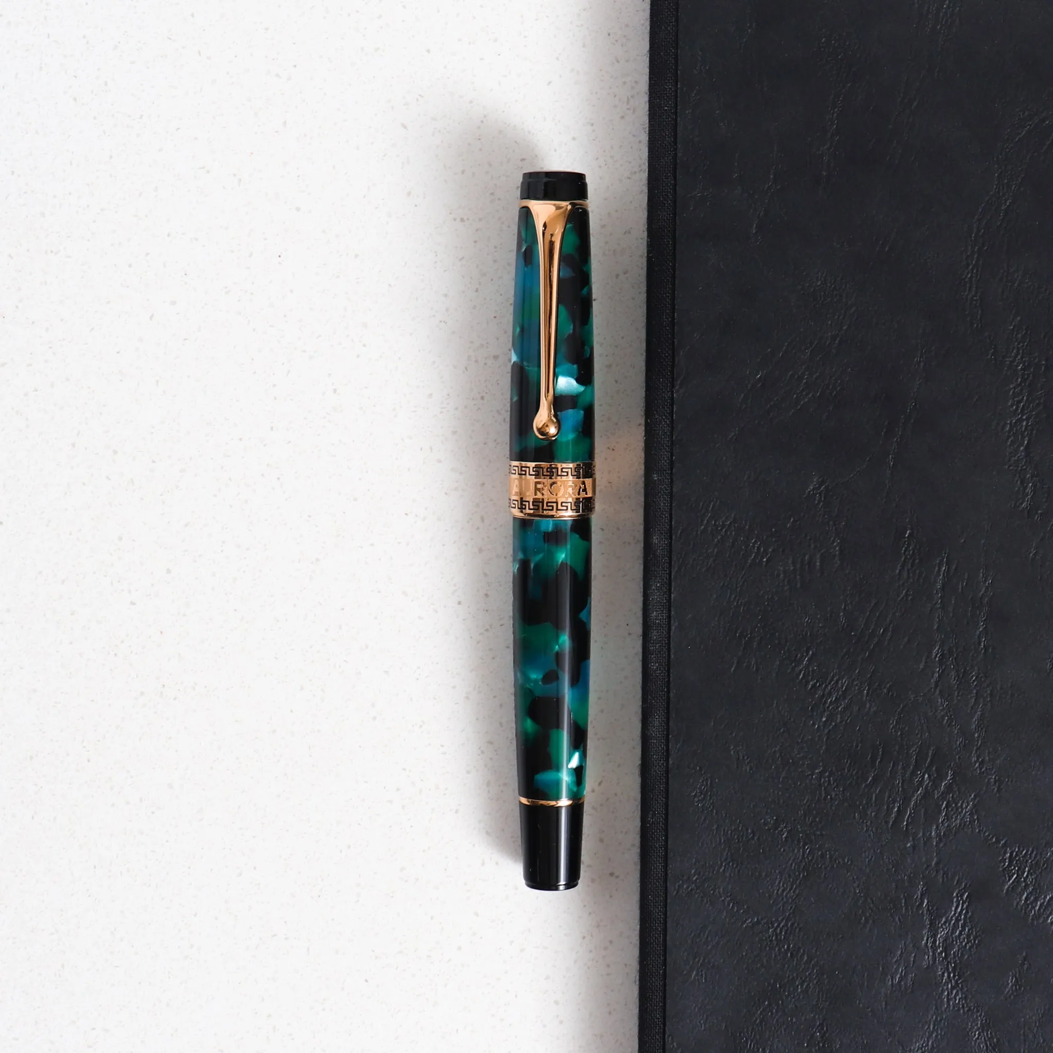 Aurora Optima Auroloide Emerald Green Fountain Pen