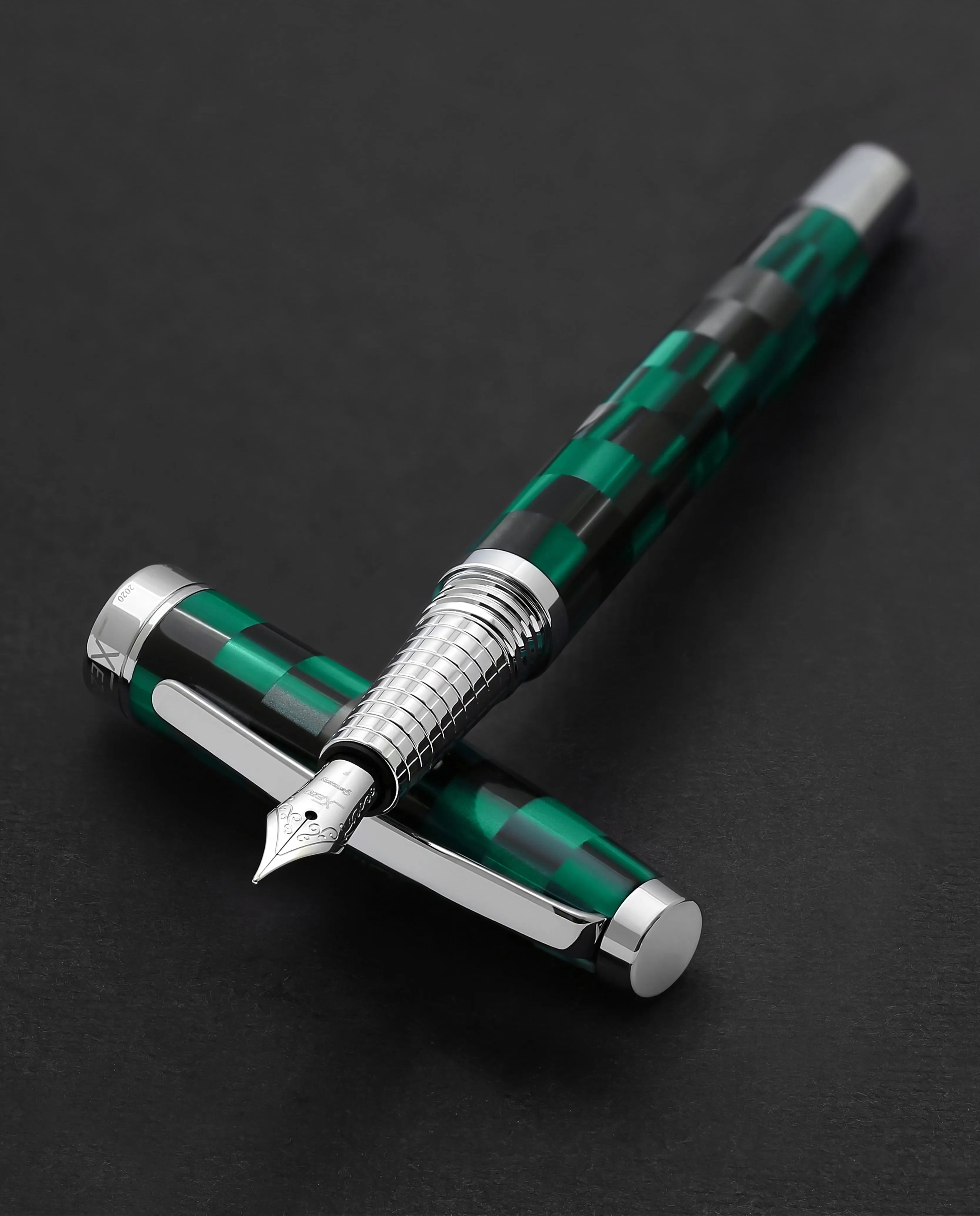 Urbanite II Acrylic & Brass Fountain Pen (Fine Nib) - Ocean Teal